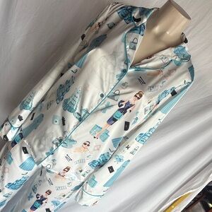 Stylish Women's Printed Pajama Set